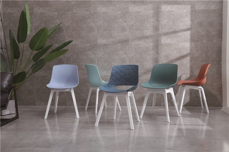 Declascificaçion de mercou, Furnitua Nordia 台州芽尖 ghmun林迪迪