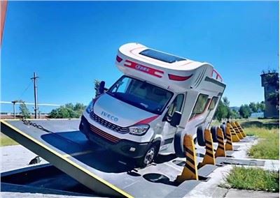 Trattamento UV pe-e covertue à l'impermeabilitæ